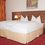 Morada Hotel 3*